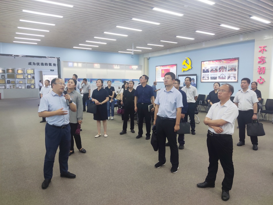 2024年7月17日，市國(guó)資委系統(tǒng)在公司開(kāi)展“三組聯(lián)建”現(xiàn)場(chǎng)觀摩1（公司展廳）_副本
